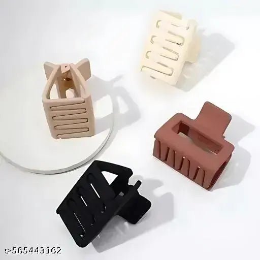 Small matte clutcher 01 pcs for girls and women - DIOEX